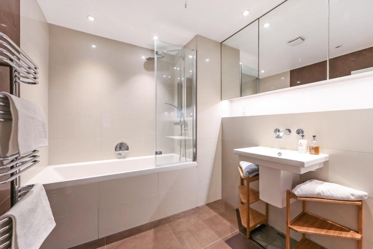 Stylish Apartment With Bbq Kensington Londra Dış mekan fotoğraf