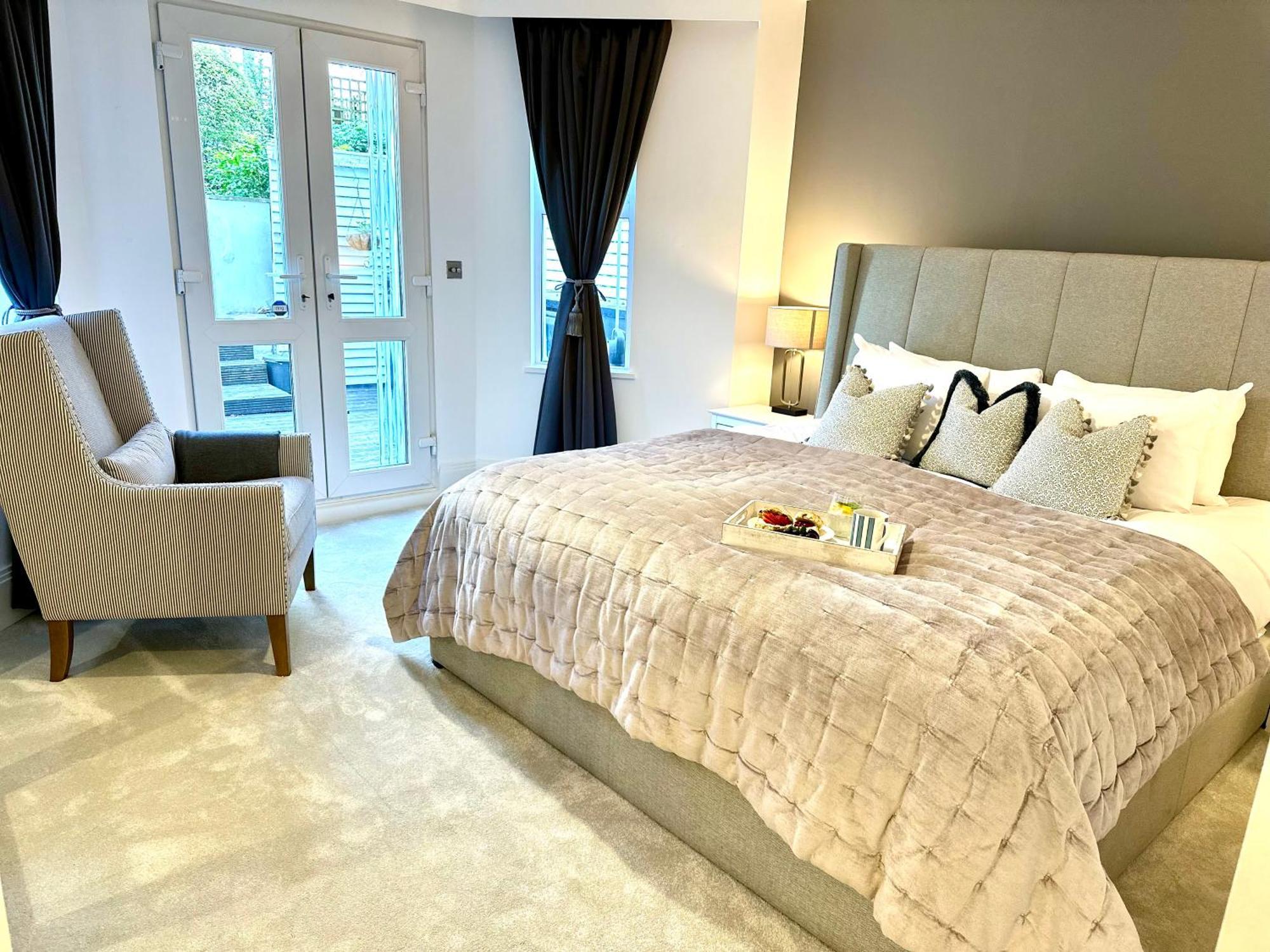 Stylish Apartment With Bbq Kensington Londra Dış mekan fotoğraf